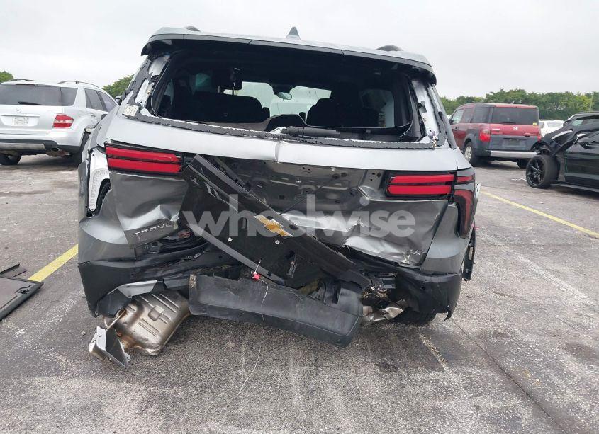 Photo 6 of 2024 Chevrolet Traverse FWD LT (VIN 1GNERGKS2RJ156560)