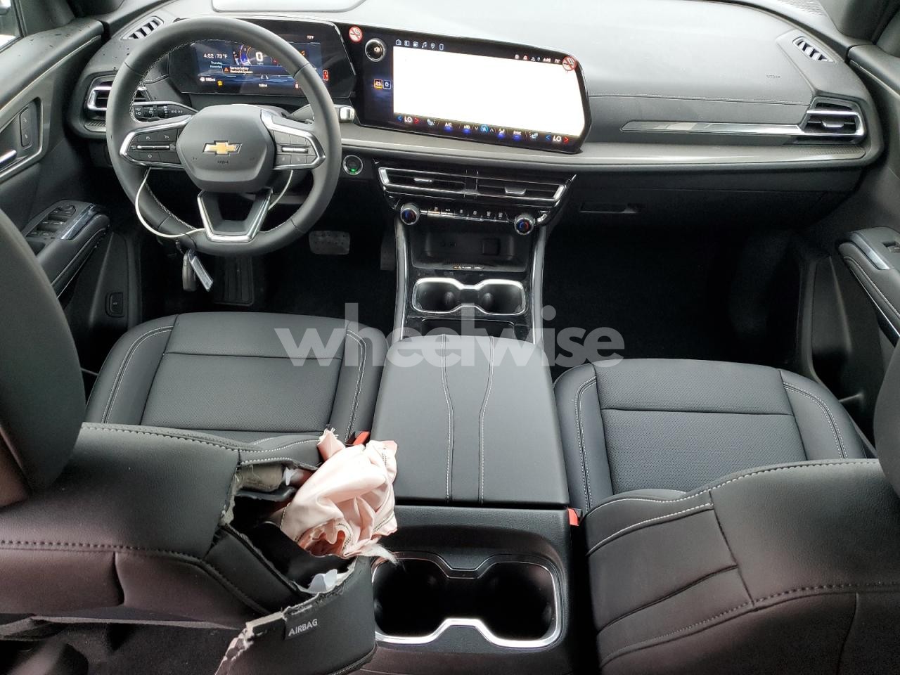 Photo 8 of 2026 CHEVROLET TRAVERSE LT (VIN 1GNERGKS3TJ172760)