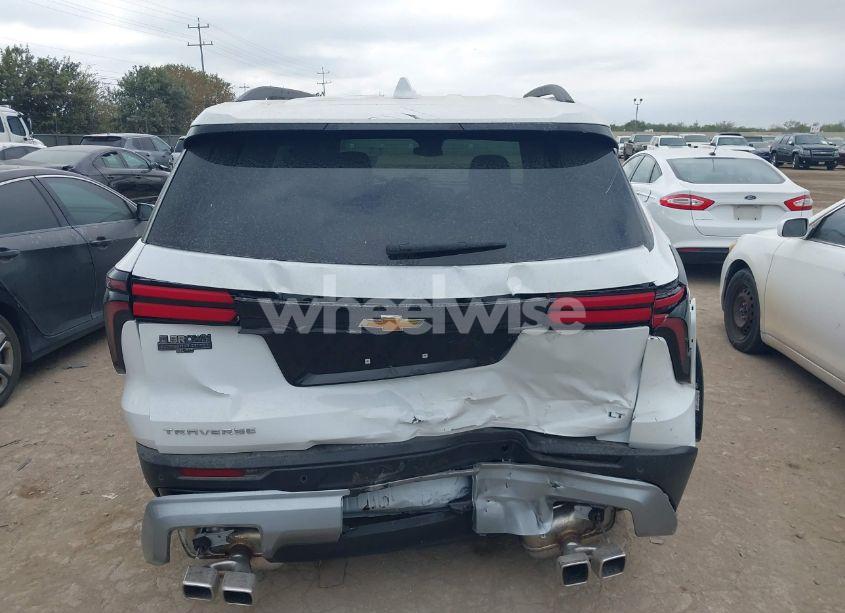 Photo 16 of 2024 Chevrolet Traverse FWD LT (VIN 1GNERGKS4RJ200591)