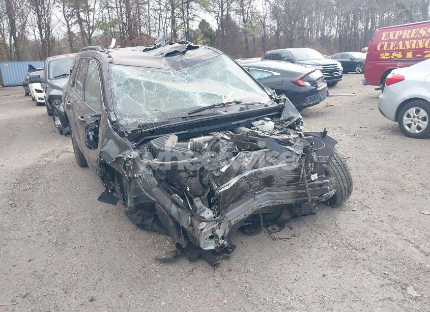 2024 Chevrolet Traverse FWD LT (VIN 1GNERGKS5RJ204696) main photo