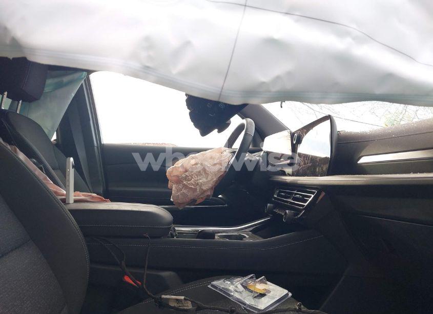 Photo 5 of 2024 Chevrolet Traverse FWD LT (VIN 1GNERGKS5RJ204696)