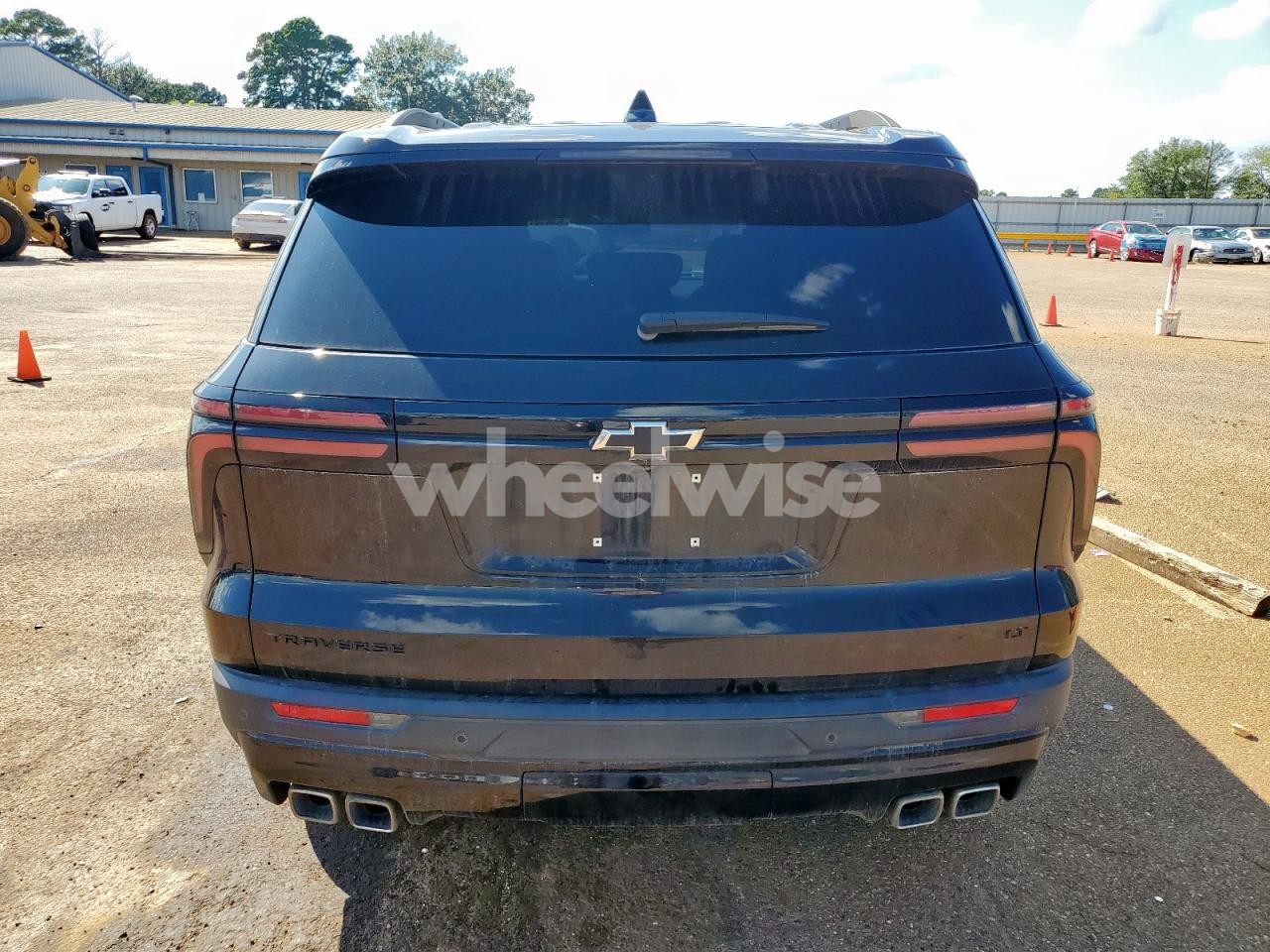 Photo 6 of 2024 CHEVROLET TRAVERSE LT (VIN 1GNERGKS6RJ168629)