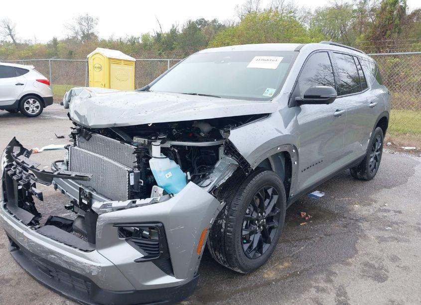 Photo 2 of 2024 Chevrolet Traverse FWD LT (VIN 1GNERGKS6RJ188282)