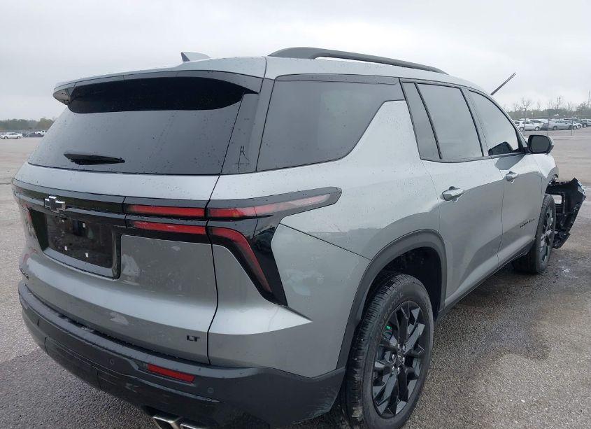 Photo 4 of 2024 Chevrolet Traverse FWD LT (VIN 1GNERGKS6RJ188282)