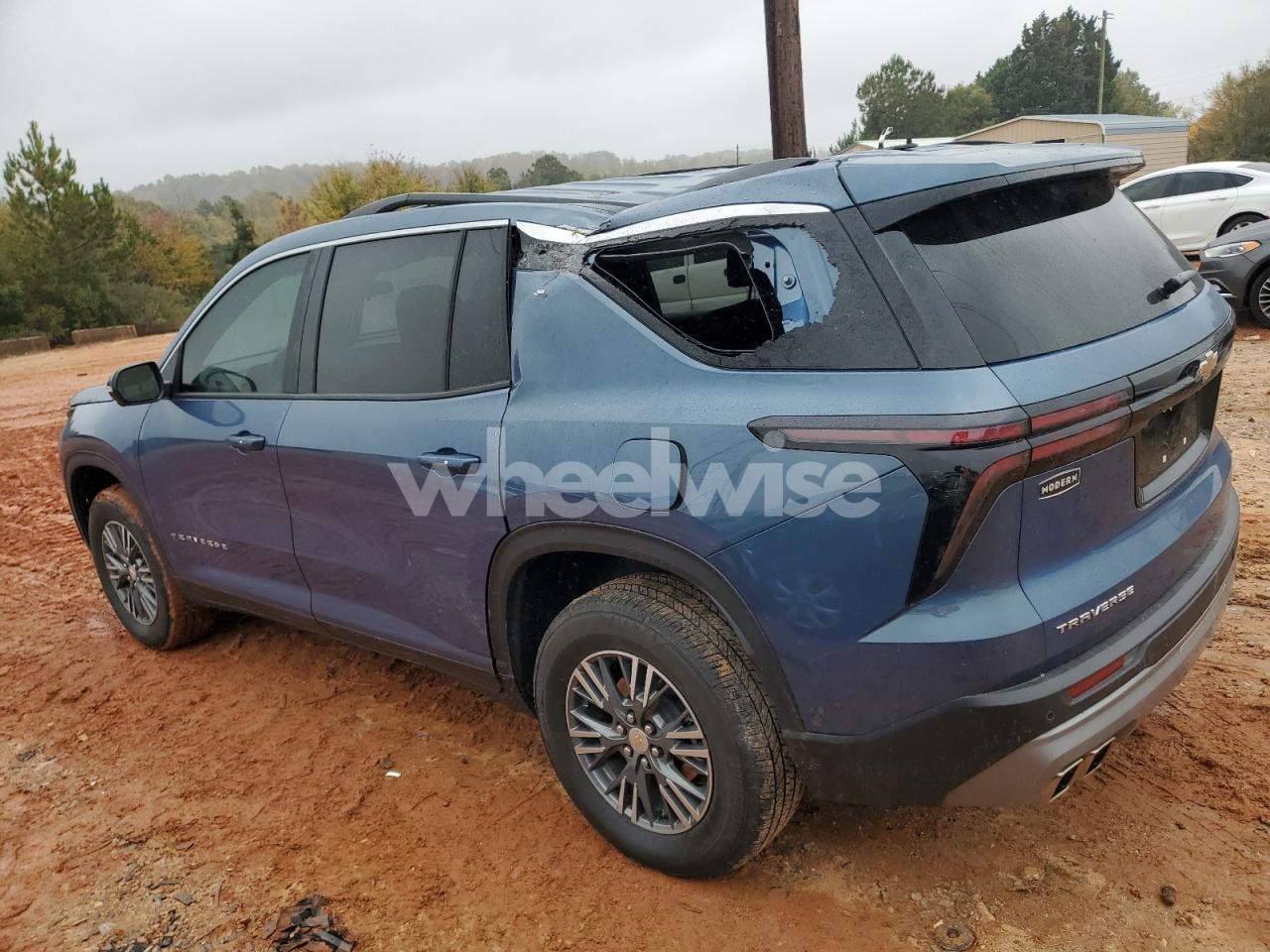 Photo 2 of 2024 CHEVROLET TRAVERSE LT (VIN 1GNERGKS7RJ243788)