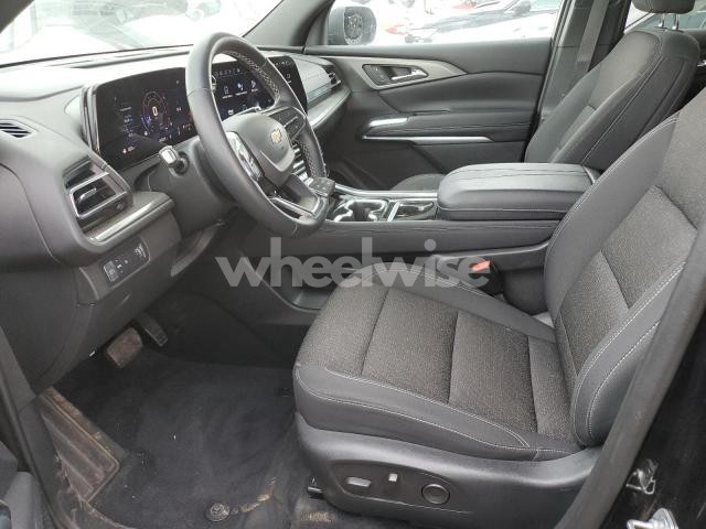 Photo 3 of 2024 CHEVROLET TRAVERSE LT (VIN 1GNERGKS8RJ187876)