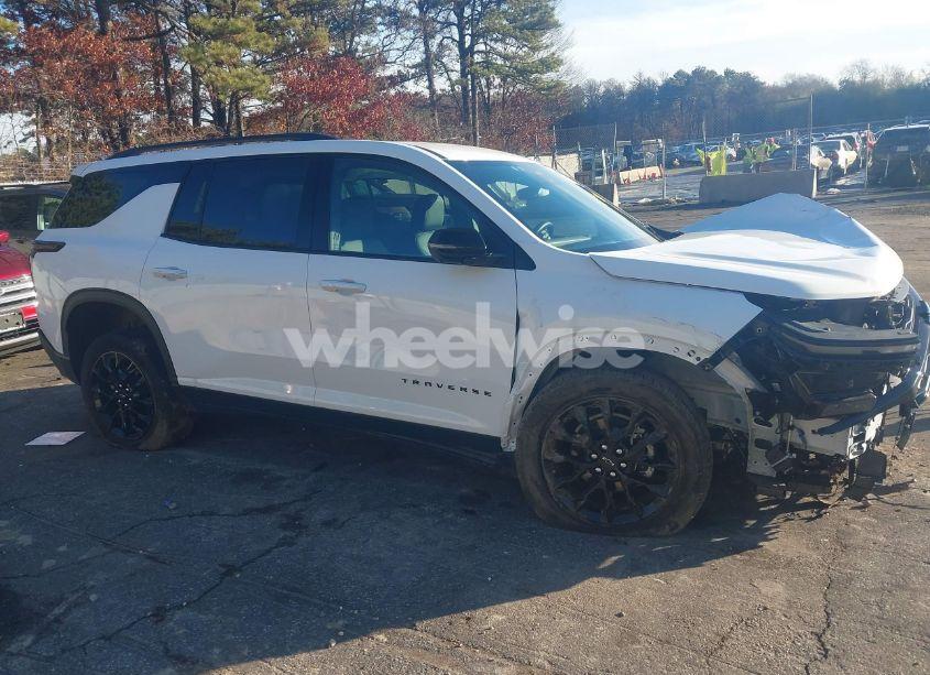 Photo 12 of 2024 Chevrolet Traverse FWD LT (VIN 1GNERGKS8RJ202361)