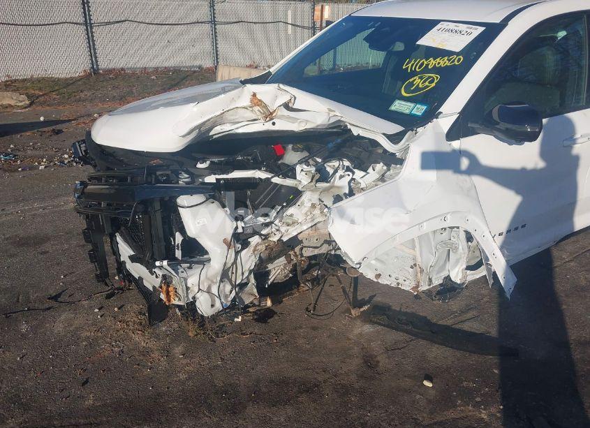 Photo 6 of 2024 Chevrolet Traverse FWD LT (VIN 1GNERGKS8RJ202361)