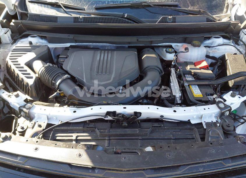 Photo 10 of 2024 Chevrolet Traverse FWD LT (VIN 1GNERGKSXRJ177642)