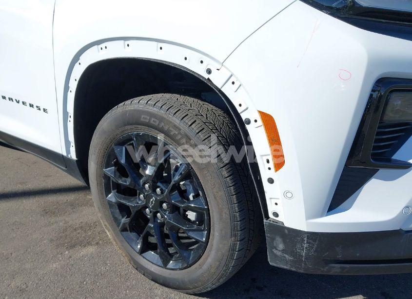 Photo 19 of 2024 Chevrolet Traverse FWD LT (VIN 1GNERGKSXRJ177642)