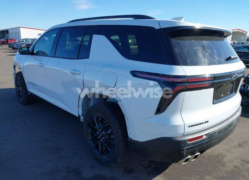 Photo 3 of 2024 Chevrolet Traverse FWD LT (VIN 1GNERGKSXRJ177642)