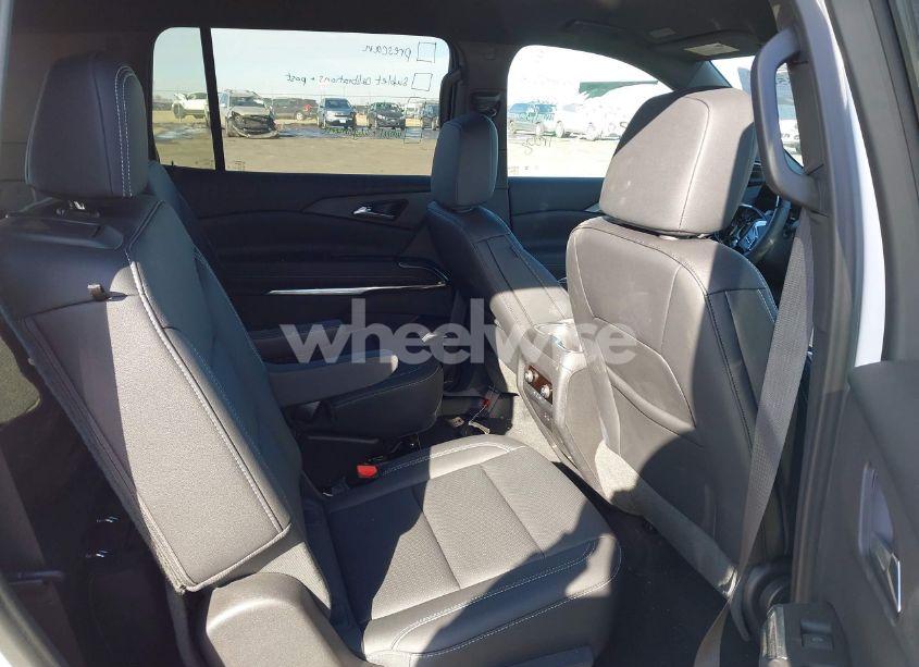 Photo 8 of 2024 Chevrolet Traverse FWD LT (VIN 1GNERGKSXRJ177642)