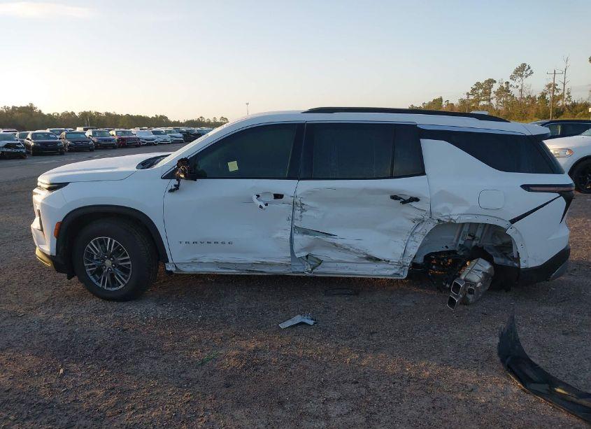 Photo 14 of 2024 Chevrolet Traverse FWD LT (VIN 1GNERGKSXRJ198359)