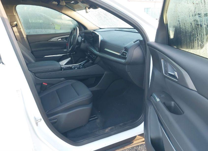 Photo 5 of 2024 Chevrolet Traverse FWD LT (VIN 1GNERGKSXRJ198359)