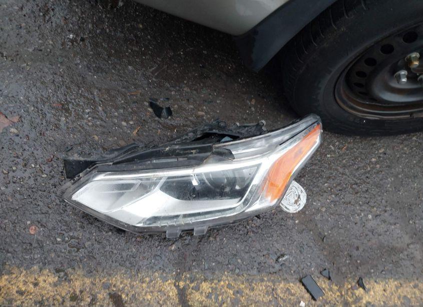 Photo 12 of 2018 Chevrolet Traverse 1LT (VIN 1GNERGKW0JJ129820)