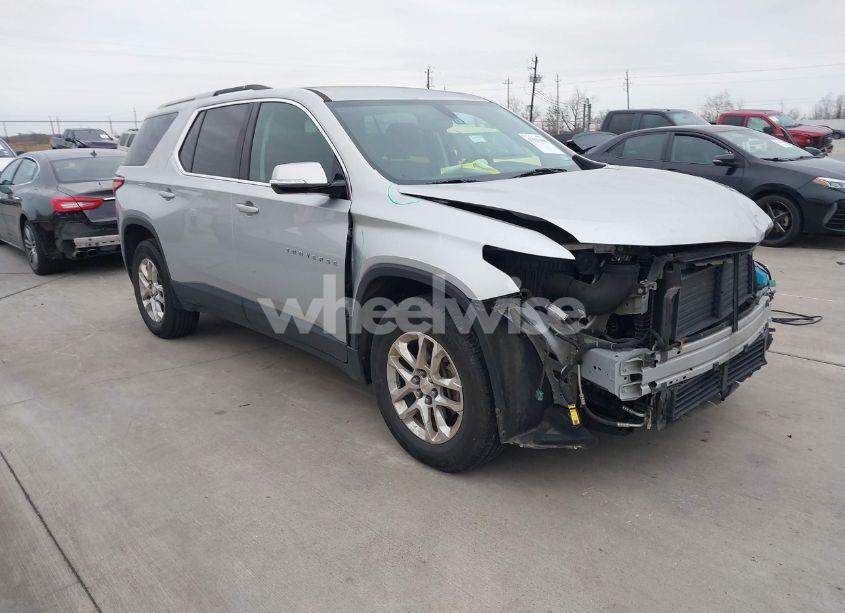2018 Chevrolet Traverse 1LT (VIN 1GNERGKW0JJ153244) main photo