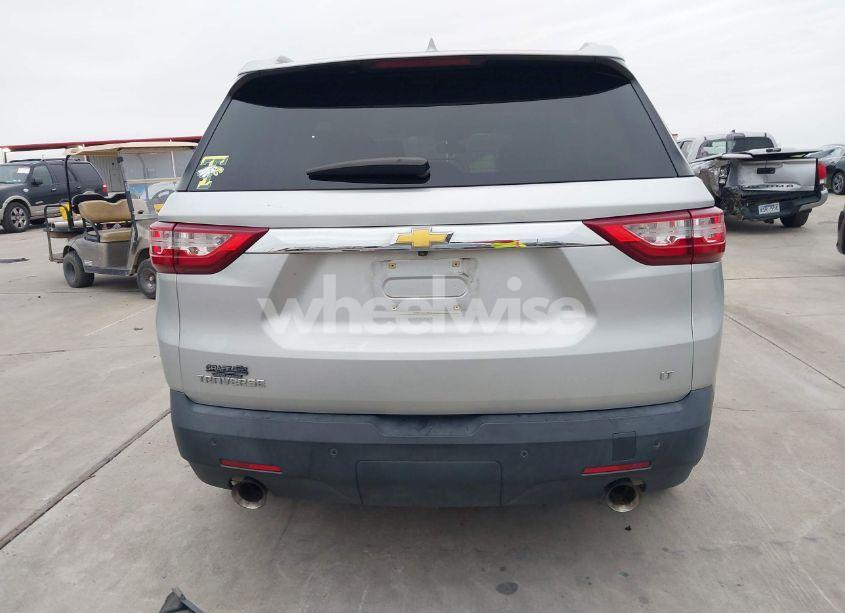 Photo 16 of 2018 Chevrolet Traverse 1LT (VIN 1GNERGKW0JJ153244)