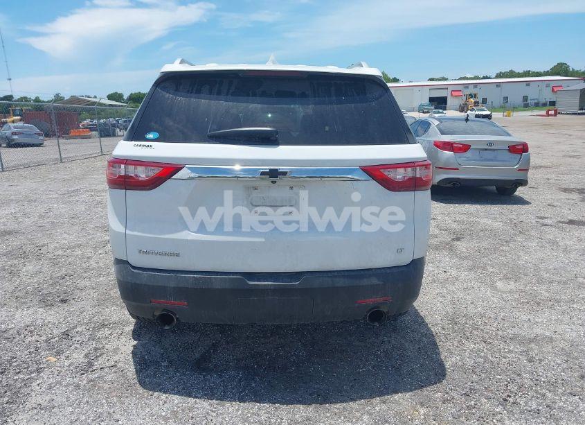 Photo 16 of 2018 Chevrolet Traverse 1LT (VIN 1GNERGKW0JJ185871)