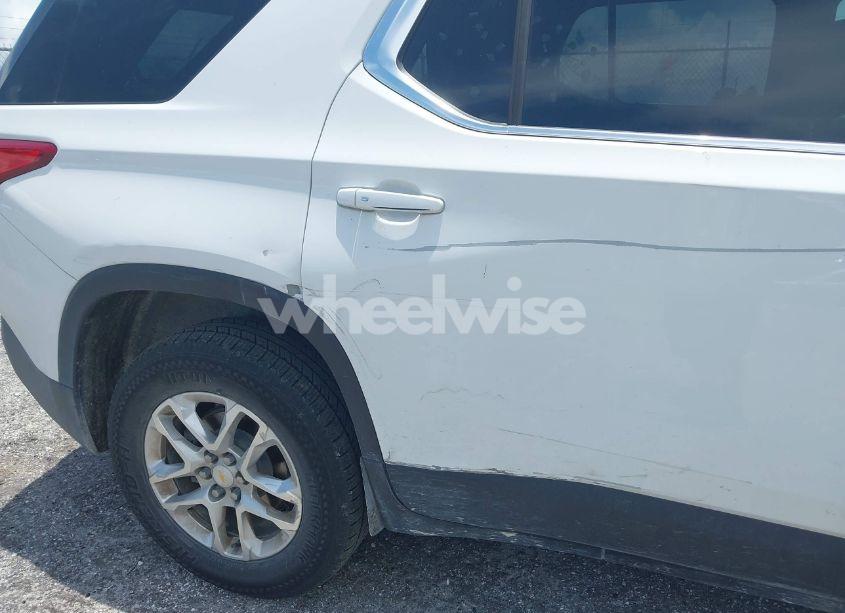 Photo 19 of 2018 Chevrolet Traverse 1LT (VIN 1GNERGKW0JJ185871)