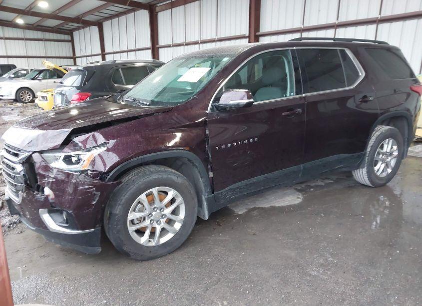 Photo 2 of 2019 Chevrolet Traverse 1LT (VIN 1GNERGKW0KJ187346)