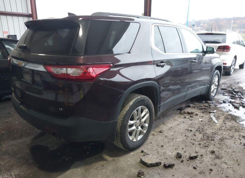 Photo 4 of 2019 Chevrolet Traverse 1LT (VIN 1GNERGKW0KJ187346)