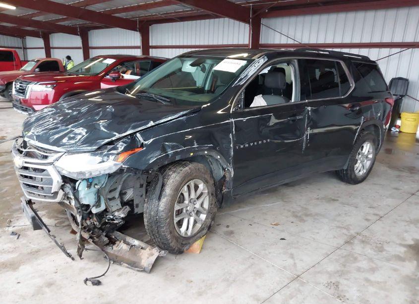 Photo 2 of 2019 Chevrolet Traverse 1LT (VIN 1GNERGKW0KJ190781)