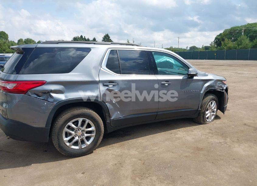 Photo 6 of 2019 Chevrolet Traverse 1LT (VIN 1GNERGKW0KJ247982)