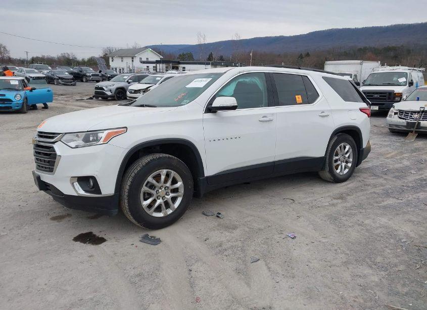 Photo 2 of 2020 Chevrolet Traverse FWD LT CLOTH (VIN 1GNERGKW0LJ316090)