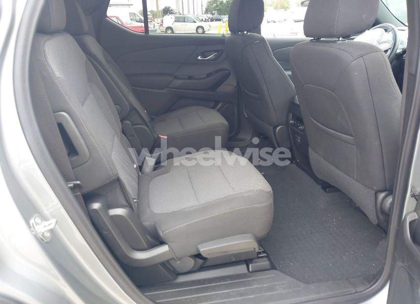Photo 8 of 2023 Chevrolet Traverse FWD LT CLOTH (VIN 1GNERGKW0PJ252087)