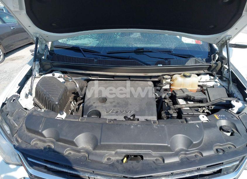 Photo 10 of 2018 Chevrolet Traverse 1LT (VIN 1GNERGKW1JJ100732)