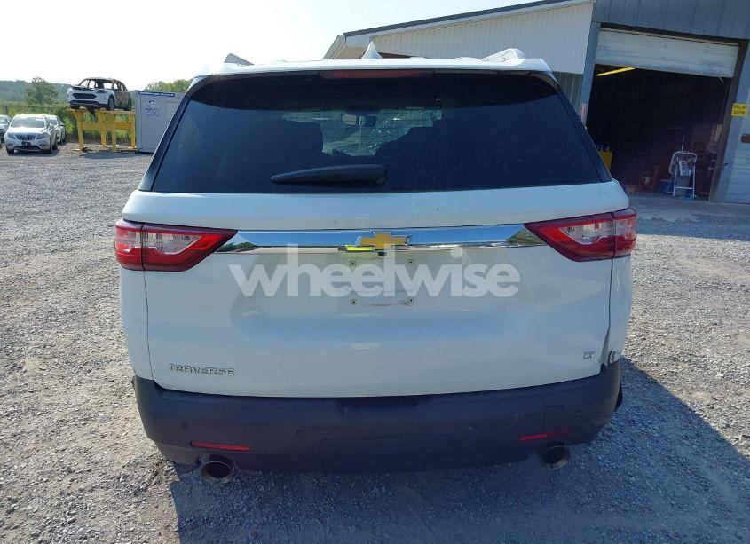 Photo 16 of 2018 Chevrolet Traverse 1LT (VIN 1GNERGKW1JJ100732)