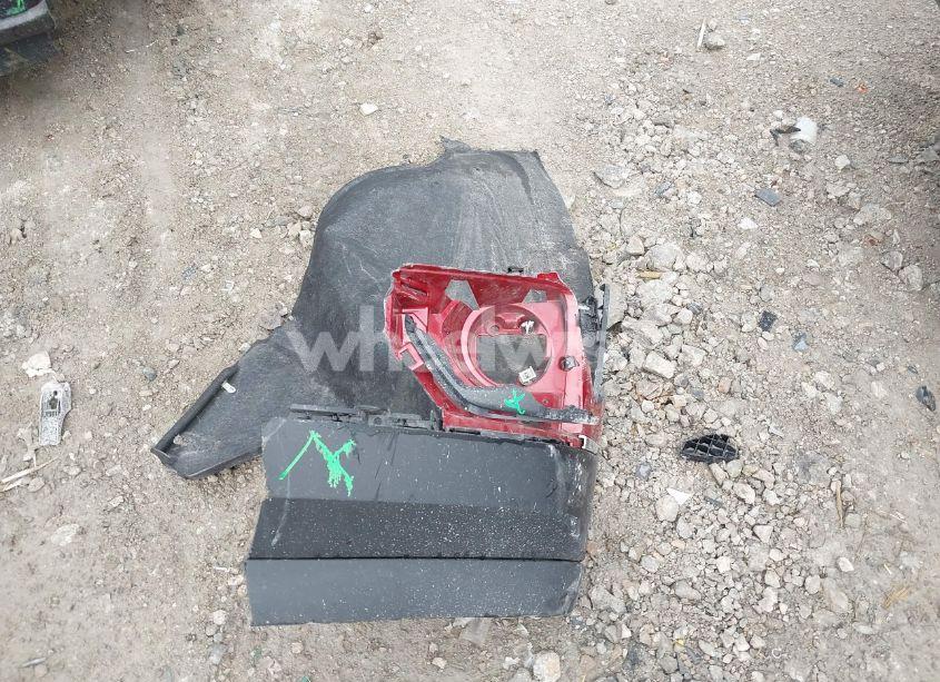 Photo 12 of 2018 Chevrolet Traverse 1LT (VIN 1GNERGKW1JJ195342)