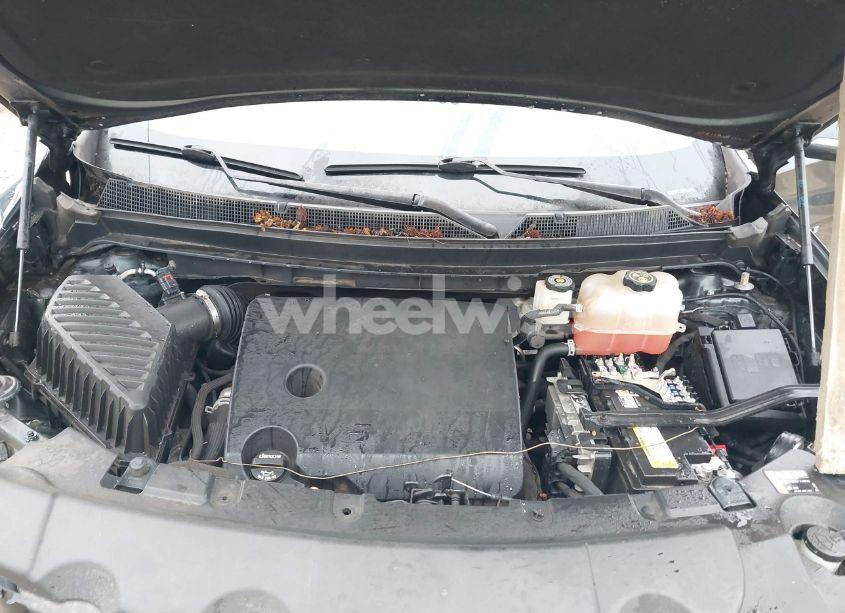 Photo 10 of 2018 Chevrolet Traverse 1LT (VIN 1GNERGKW1JJ211135)