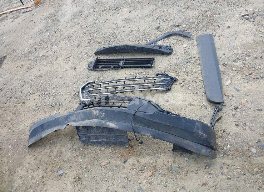 Photo 12 of 2018 Chevrolet Traverse 1LT (VIN 1GNERGKW1JJ211135)