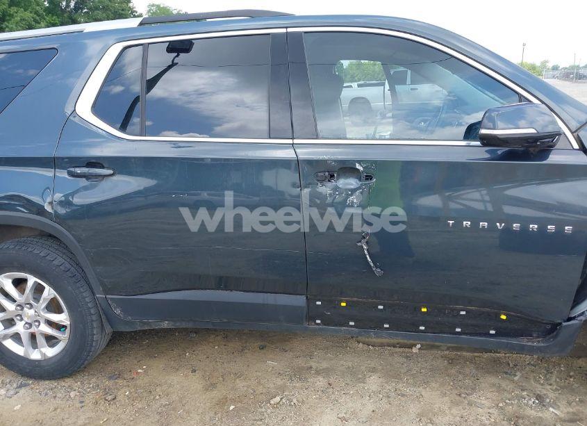Photo 18 of 2018 Chevrolet Traverse 1LT (VIN 1GNERGKW1JJ211135)