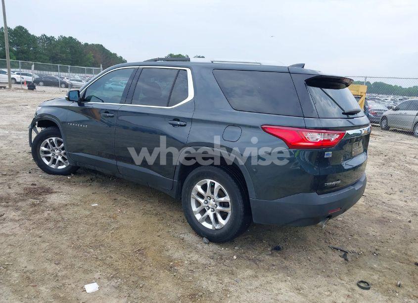 Photo 3 of 2018 Chevrolet Traverse 1LT (VIN 1GNERGKW1JJ211135)