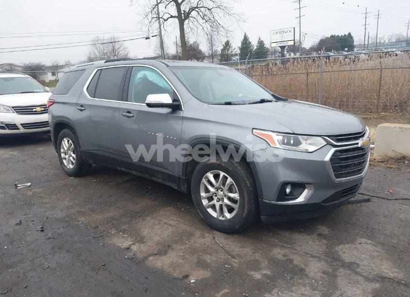 2018 Chevrolet Traverse 1LT (VIN 1GNERGKW1JJ271481) main photo