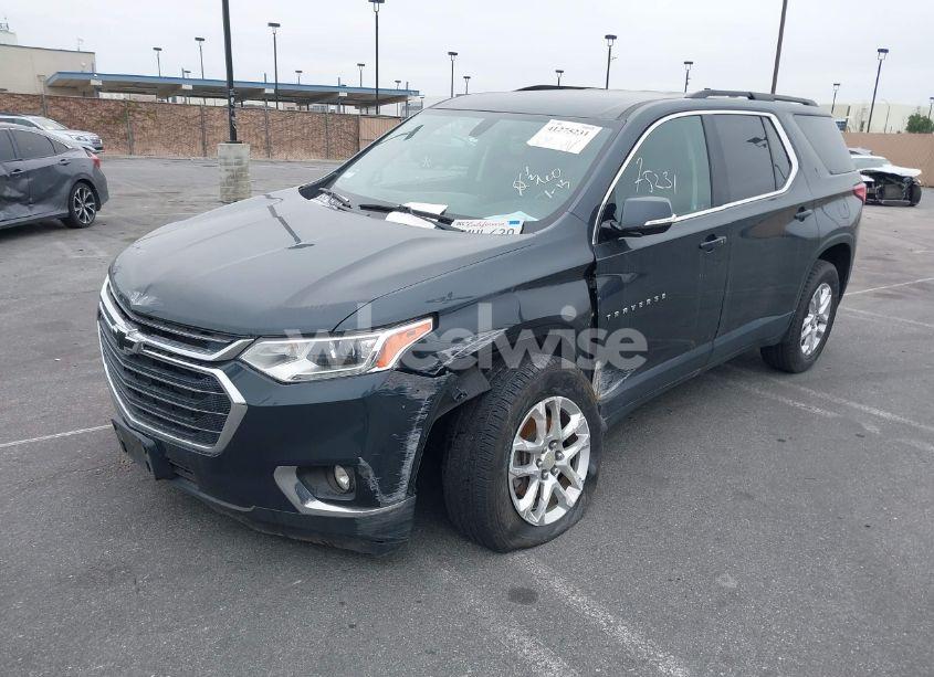 Photo 2 of 2019 Chevrolet Traverse 1LT (VIN 1GNERGKW1KJ114650)