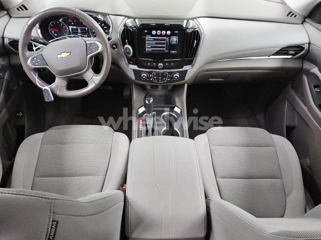 Photo 7 of 2019 CHEVROLET TRAVERSE LT (VIN 1GNERGKW1KJ170118)