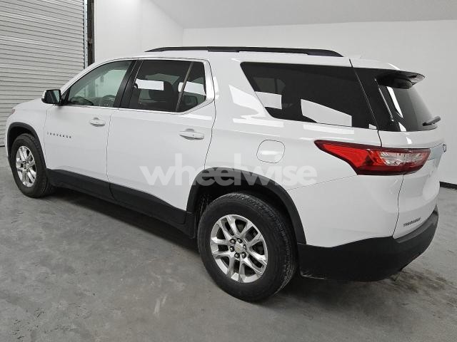 Photo 8 of 2019 CHEVROLET TRAVERSE LT (VIN 1GNERGKW1KJ170118)