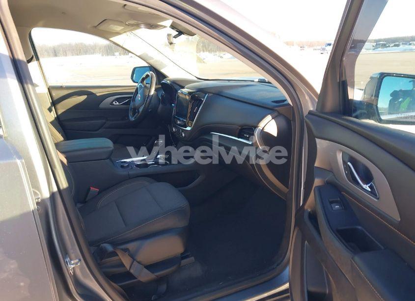 Photo 5 of 2019 Chevrolet Traverse 1LT (VIN 1GNERGKW1KJ263236)