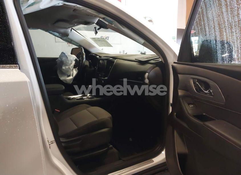 Photo 5 of 2020 Chevrolet Traverse FWD LT CLOTH (VIN 1GNERGKW1LJ139937)