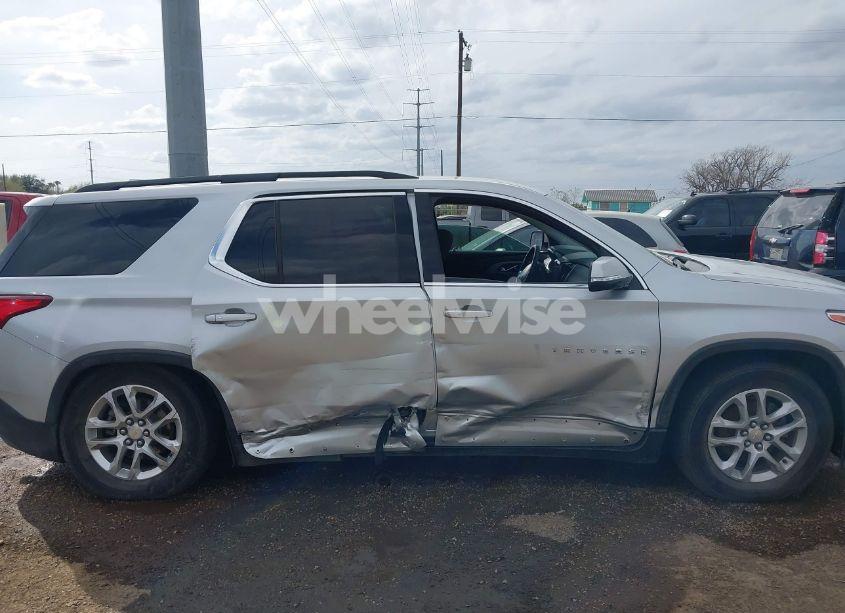 Photo 13 of 2020 Chevrolet Traverse FWD LT CLOTH (VIN 1GNERGKW1LJ231260)