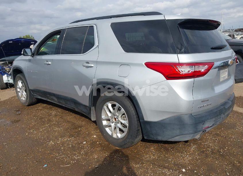 Photo 3 of 2020 Chevrolet Traverse FWD LT CLOTH (VIN 1GNERGKW1LJ231260)
