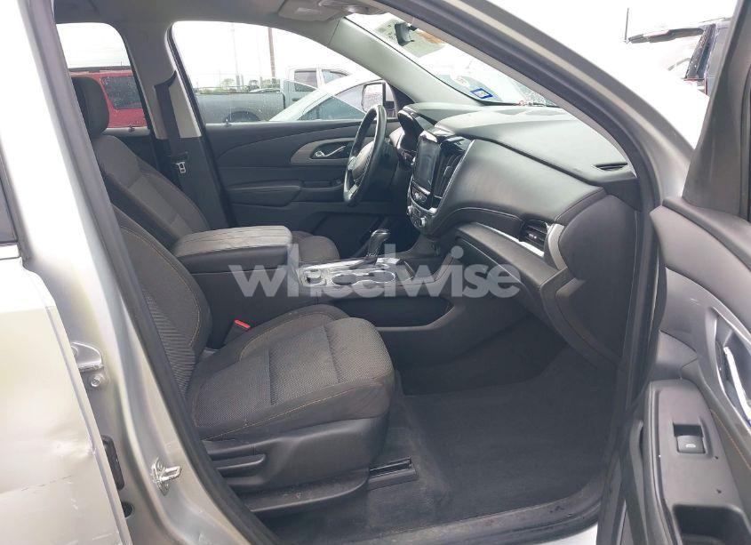 Photo 5 of 2020 Chevrolet Traverse FWD LT CLOTH (VIN 1GNERGKW1LJ231260)