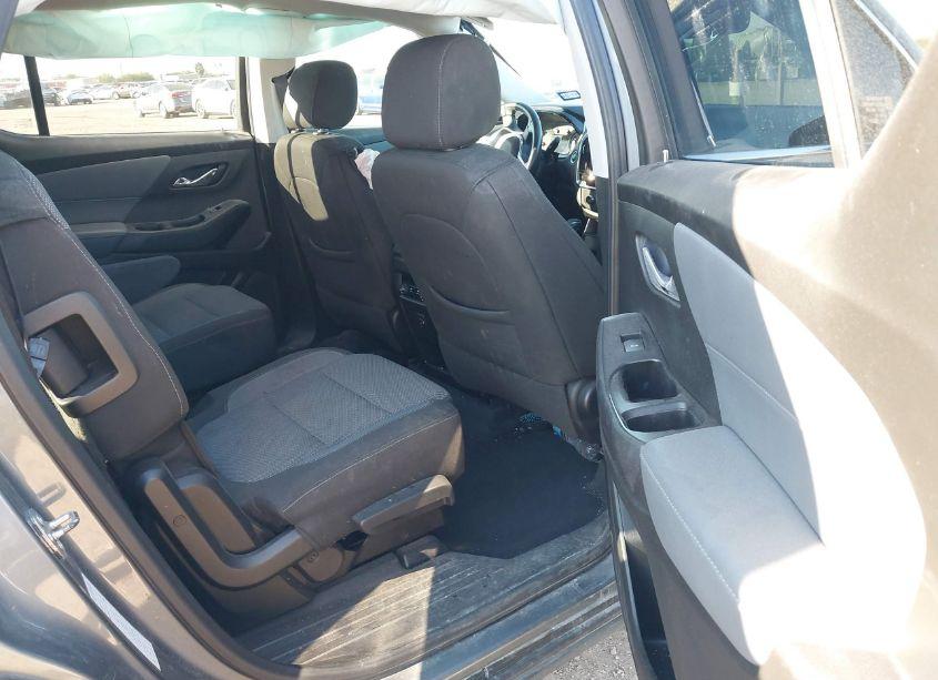 Photo 8 of 2020 Chevrolet Traverse FWD LT CLOTH (VIN 1GNERGKW1LJ243599)