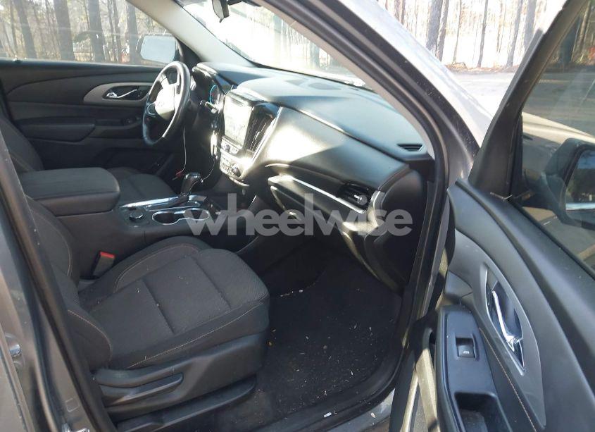Photo 5 of 2020 Chevrolet Traverse FWD LT CLOTH (VIN 1GNERGKW1LJ247460)