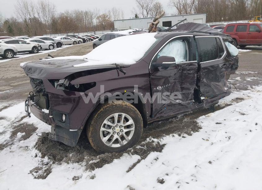 Photo 2 of 2021 Chevrolet Traverse FWD LT CLOTH (VIN 1GNERGKW1MJ180294)