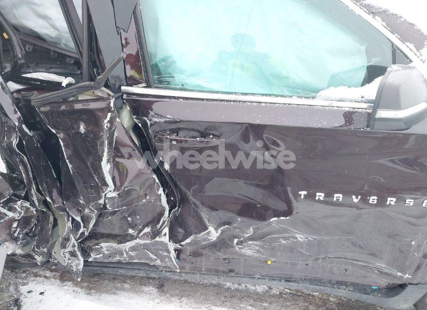 Photo 5 of 2021 Chevrolet Traverse FWD LT CLOTH (VIN 1GNERGKW1MJ180294)