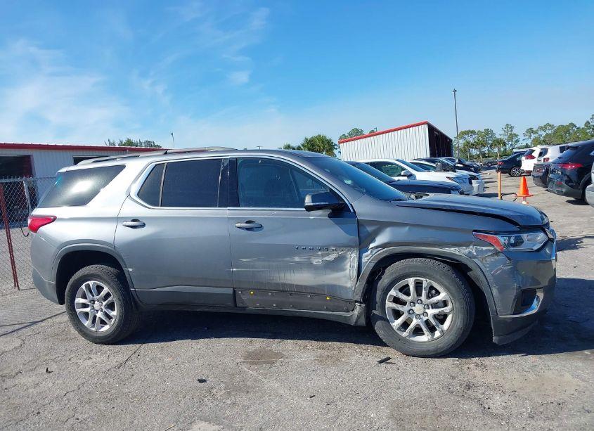 Photo 13 of 2019 Chevrolet Traverse 1LT (VIN 1GNERGKW2KJ119789)